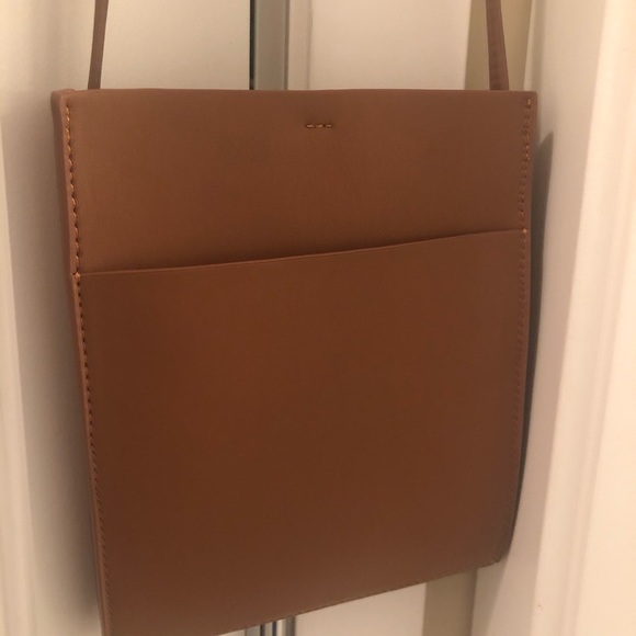 Brand new Oak+Fort crossbody bag! ! - Picture 2 of 8